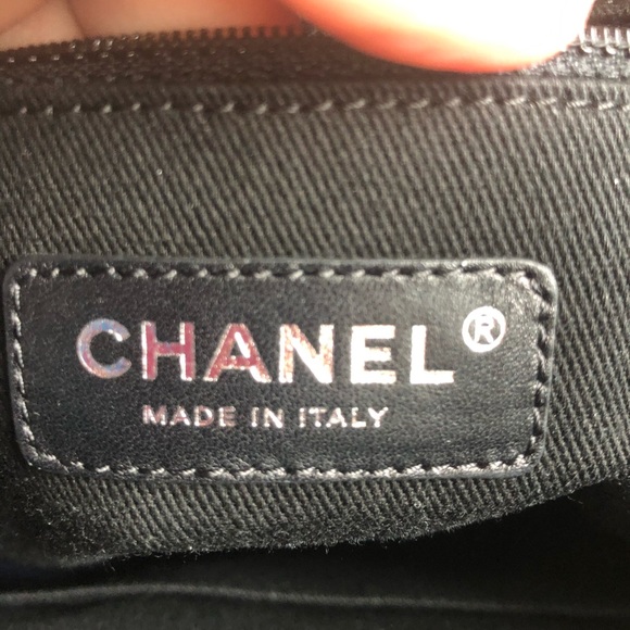 Chanel Medium Bucket bag - Picture 8 of 8